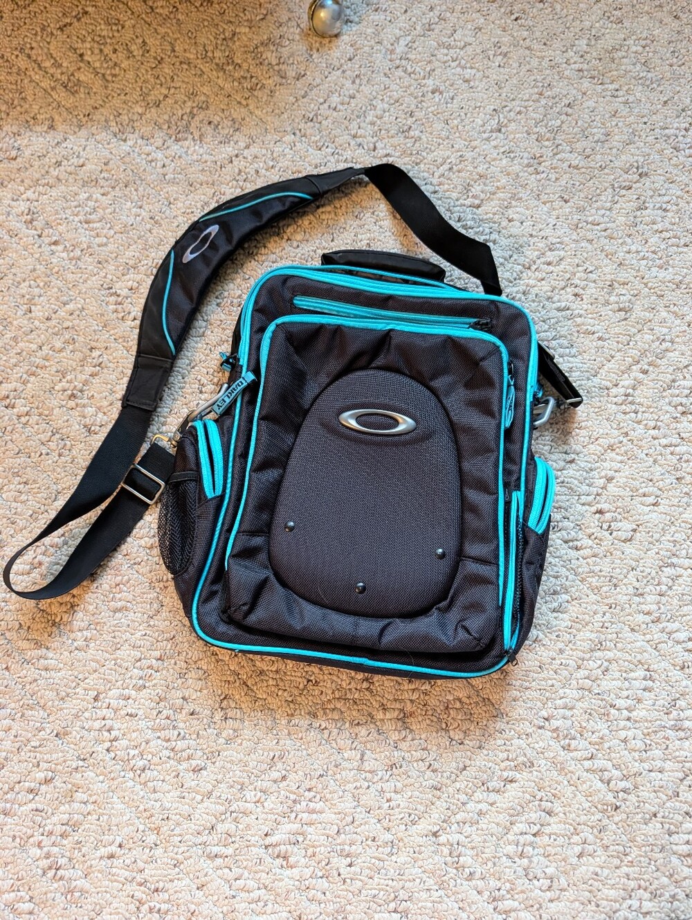 Rare Vintage Y2K 2000s Oakley Tactical Cyber Messenger Bag Gorpcore Utility Vtg